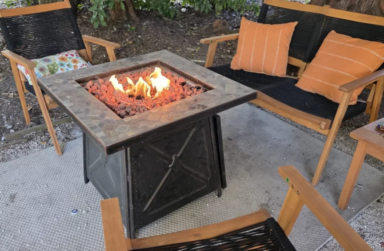 Fire Pit treehouse picture