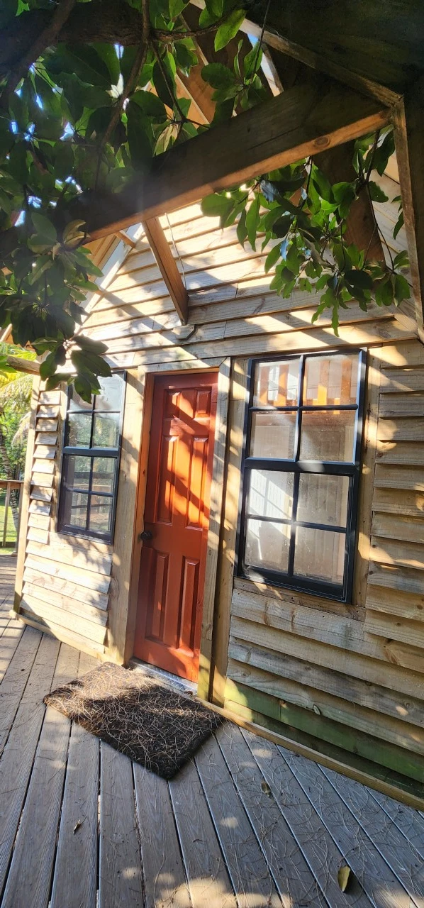 front treehouses for rent in florida